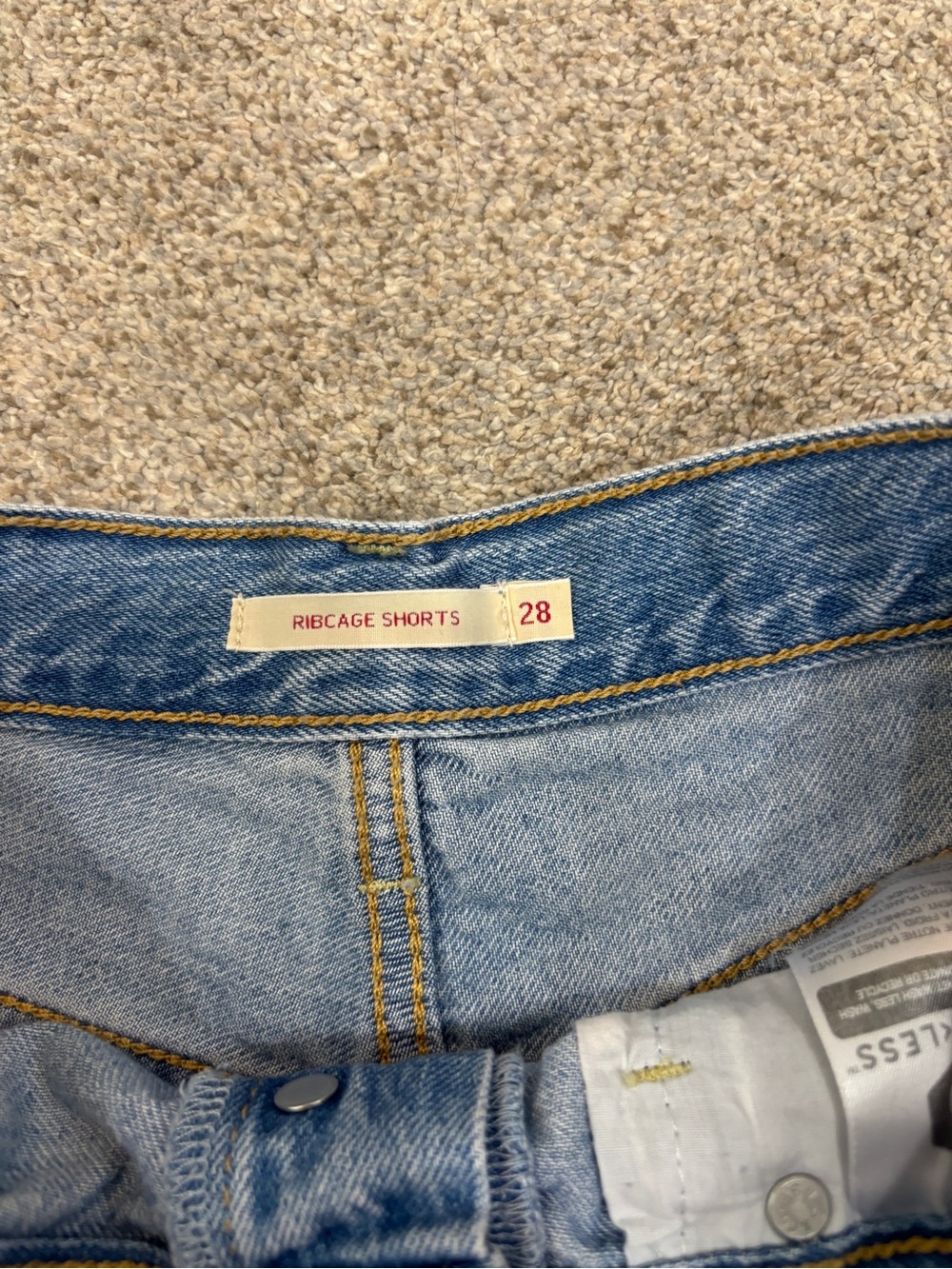 Levi's Premium Button Fly Ribcage Shorts Cutoff Button Fly 28 - Picture 11 of 13